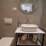 Kiwi Apartment