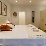 Kiwi Dubrovnik